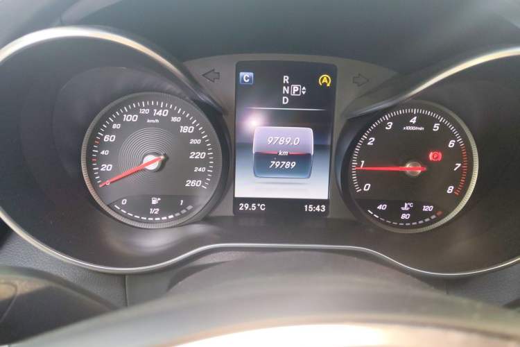 Used Mercedes-Benz C-Class 2015 Revised C 200 L Sport Edition Instrument Cluster