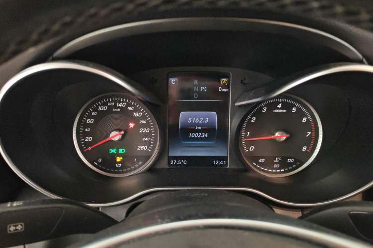 Used Mercedes-Benz C-Class 2015 C 200 Sport Edition Instrument Cluster
