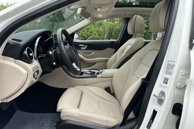 Used Mercedes-Benz C-Class 2015 Revised C 200 L Sport Edition Interior 1