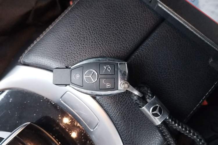 Used Mercedes-Benz C-Class 2015 C 200 Sport Edition Interior 1