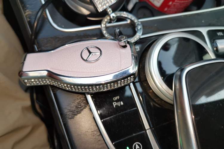 Used Mercedes-Benz C-Class 2015 Revised C 200 L Sport Edition Interior 1