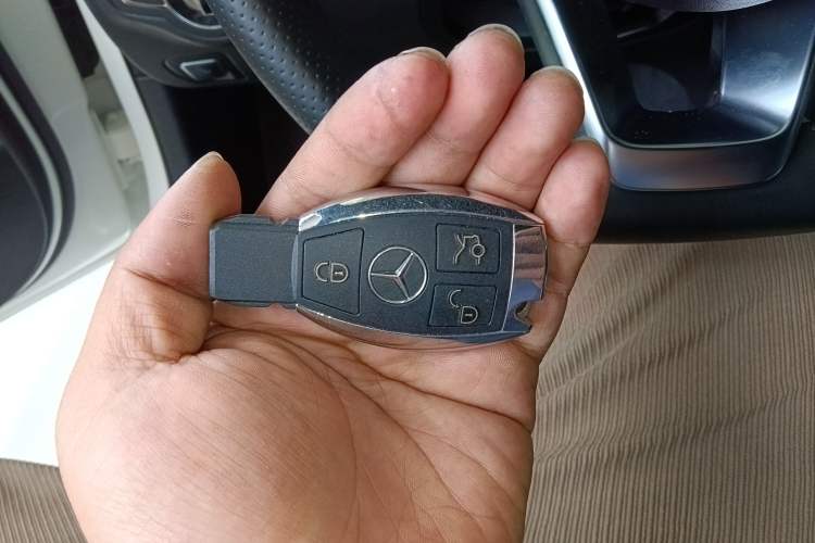 Used Mercedes-Benz C-Class 2015 C 300 Sport Edition Interior 1