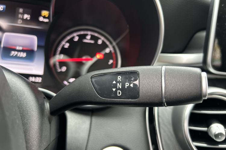 Used Mercedes-Benz C-Class 2015 C 200 station wagon Interior 10