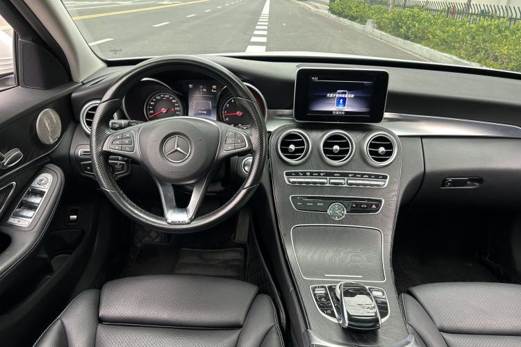 Used Mercedes-Benz C-Class 2015 C 200 station wagon Interior 13