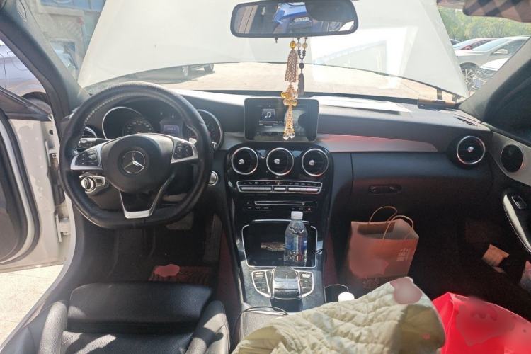 Used Mercedes-Benz C-Class 2015 C 200 Sport Edition Interior 2
