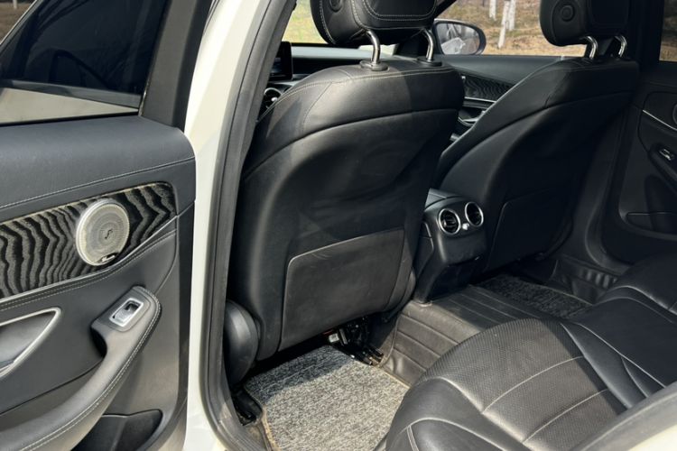 Used Mercedes-Benz C-Class 2015 C 180 L Sport Edition Interior 2