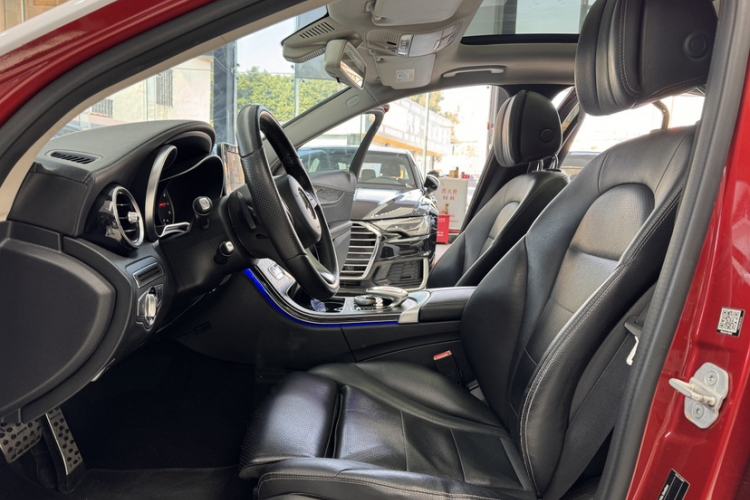 Used Mercedes-Benz C-Class 2015 C 200 L Sport Edition Interior 2