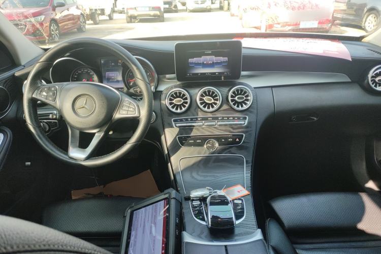 Used Mercedes-Benz C-Class 2015 Restyled C 180 L Sport Edition Interior 2