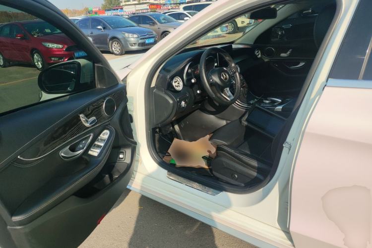 Used Mercedes-Benz C-Class 2015 Restyled C 180 L Sport Edition Interior 3