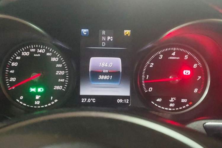 Used Mercedes-Benz C-Class 2015 Revised C 200 L Sport Edition Interior 5