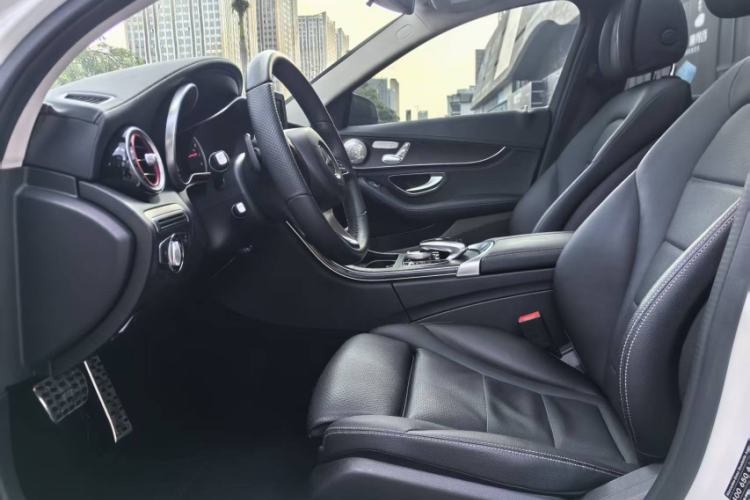 Used Mercedes-Benz C-Class 2015 Revised C 200 L Sport Edition Interior 5