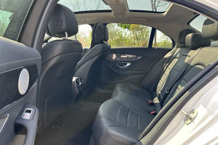 Used Mercedes-Benz C-Class 2015 Revised C 200 L Sport Edition Interior 7
