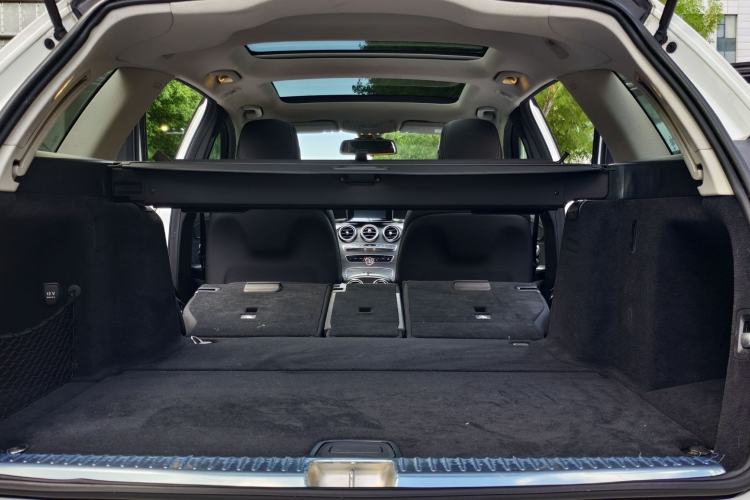 Used Mercedes-Benz C-Class 2015 C 200 station wagon Interior 8