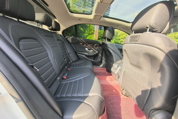 Used Mercedes-Benz C-Class 2015 C 200 L 4MATIC Interior 8