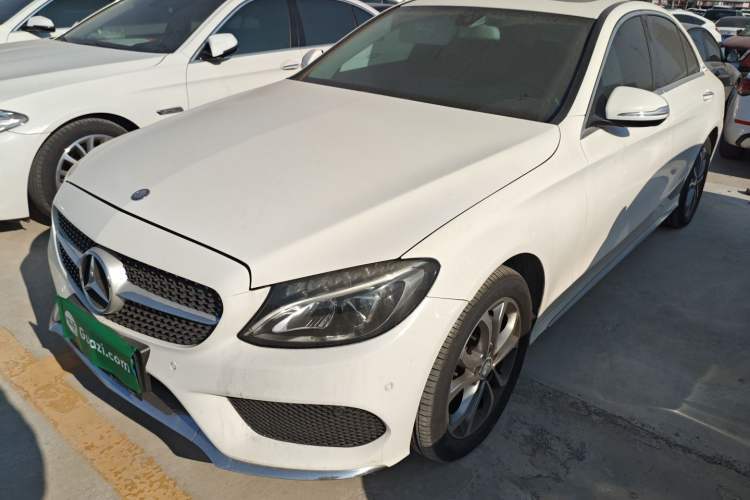Used Mercedes-Benz C-Class 2015 C 180 L Sport Edition Guazi used car, China used car export, Used car for sale, Used cars, Cheapest cars for sale