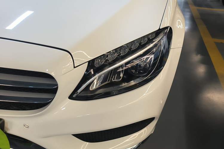 Used Mercedes-Benz C-Class 2015 Revised C 200 L Sport Edition Left Front Headlight
