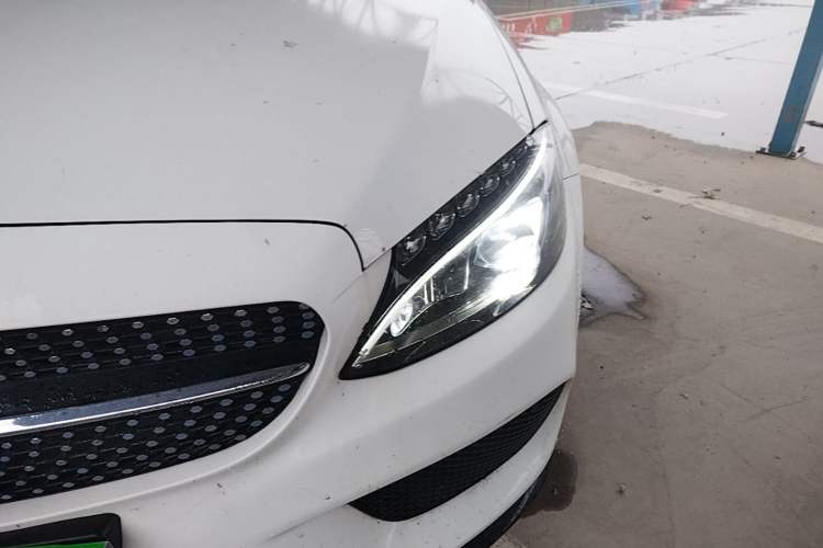 Used Mercedes-Benz C-Class 2015 C 200 Sport Edition Left Front Headlight