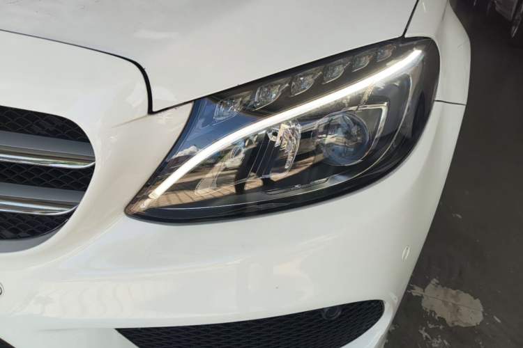 Used Mercedes-Benz C-Class 2015 C 200 L Sport Edition Left Front Headlight