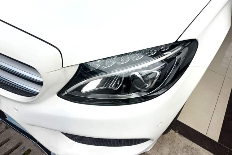 Used Mercedes-Benz C-Class 2015 Revised C 200 L Sport Edition Left Front Headlight