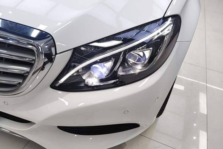 Used Mercedes-Benz C-Class 2015 C 260 L Left Front Headlight