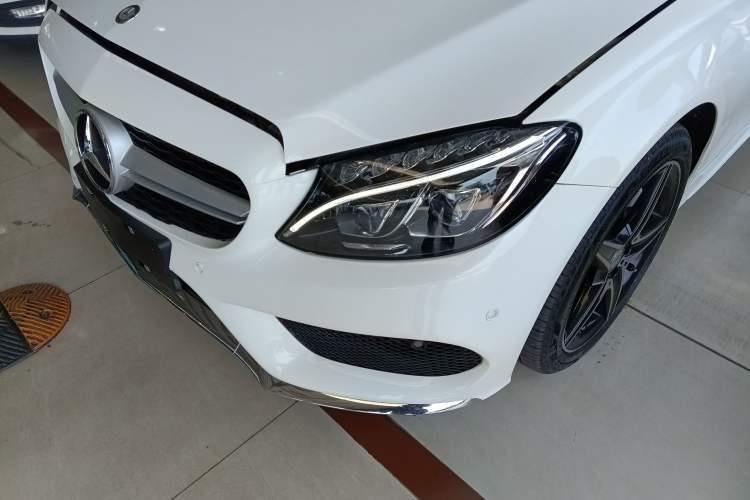 Used Mercedes-Benz C-Class 2015 C 300 Sport Edition Left Front Headlight