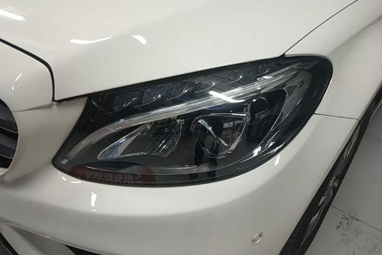 Used Mercedes-Benz C-Class 2015 Revised C 200 L Sport Edition Left Front Headlight
