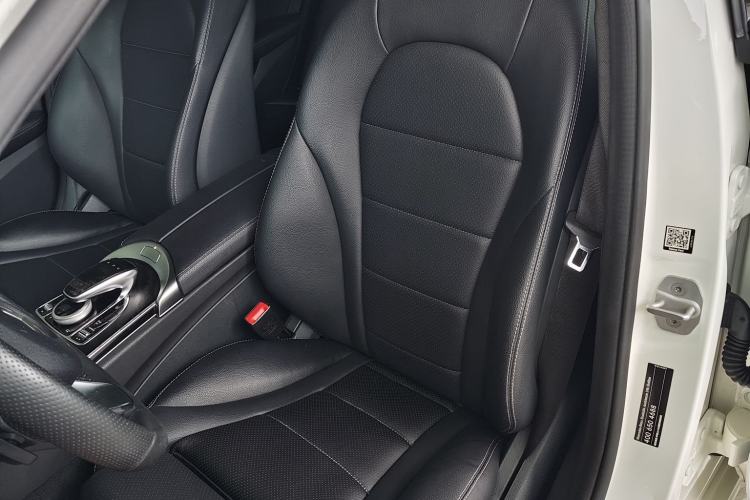 Used Mercedes-Benz C-Class 2015 C 200 station wagon Left Front Seat