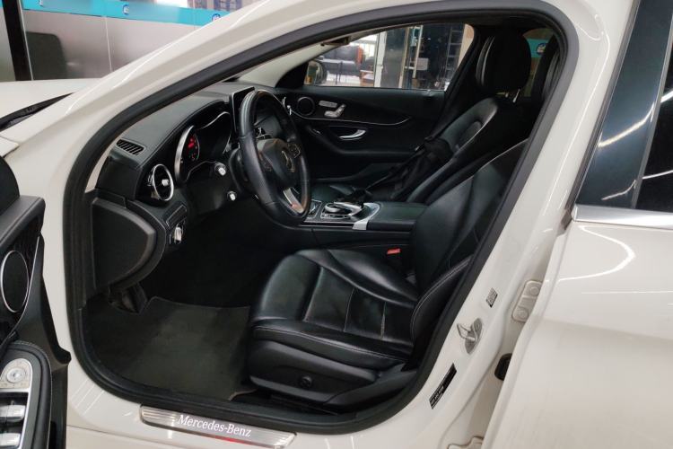 Used Mercedes-Benz C-Class 2015 Revised C 200 L Sport Edition Left Front Seat