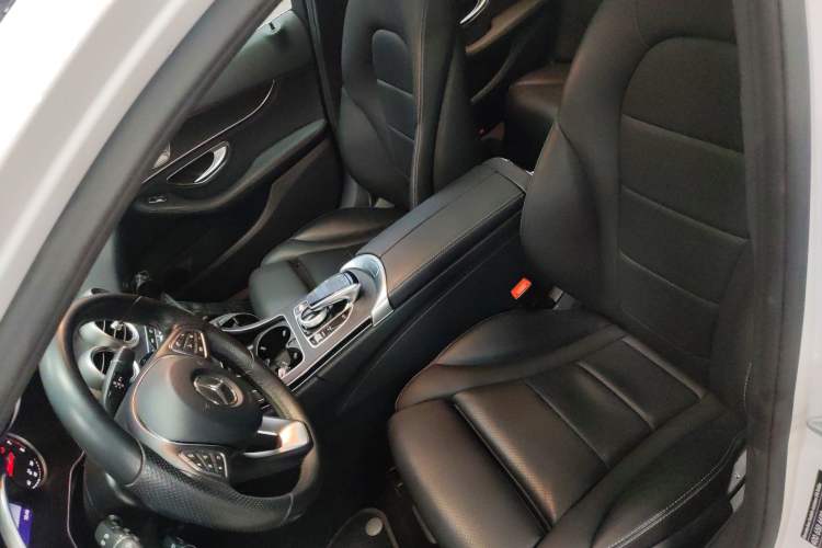 Used Mercedes-Benz C-Class 2015 C 200 station wagon Left Front Seat