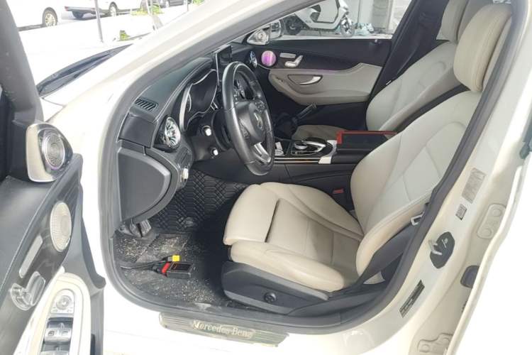 Used Mercedes-Benz C-Class 2015 Revised C 200 L Sport Edition Left Front Seat