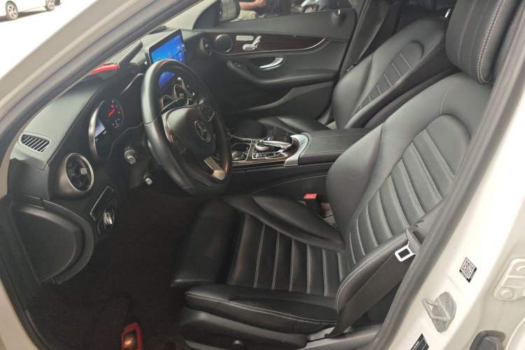 Used Mercedes-Benz C-Class 2015 Facelift C 200 L Left Front Seat