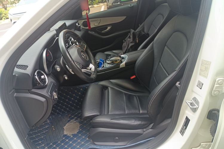 Used Mercedes-Benz C-Class 2015 C 200 Sport Edition 4MATIC Left Front Seat