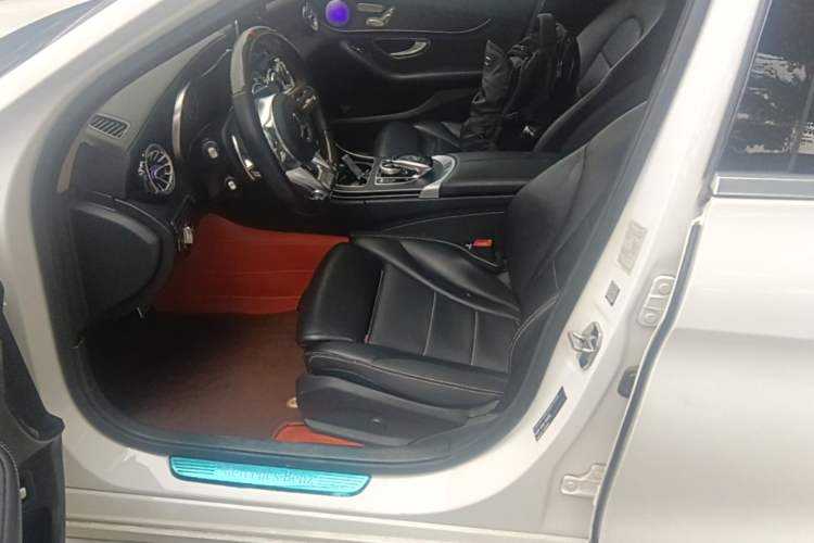 Used Mercedes-Benz C-Class 2015 Revised C 200 L Sport Edition Left Front Seat