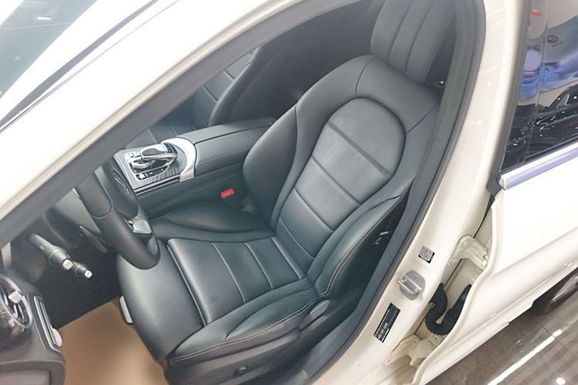 Used Mercedes-Benz C-Class 2015 Revised C 200 L Sport Edition Left Front Seat