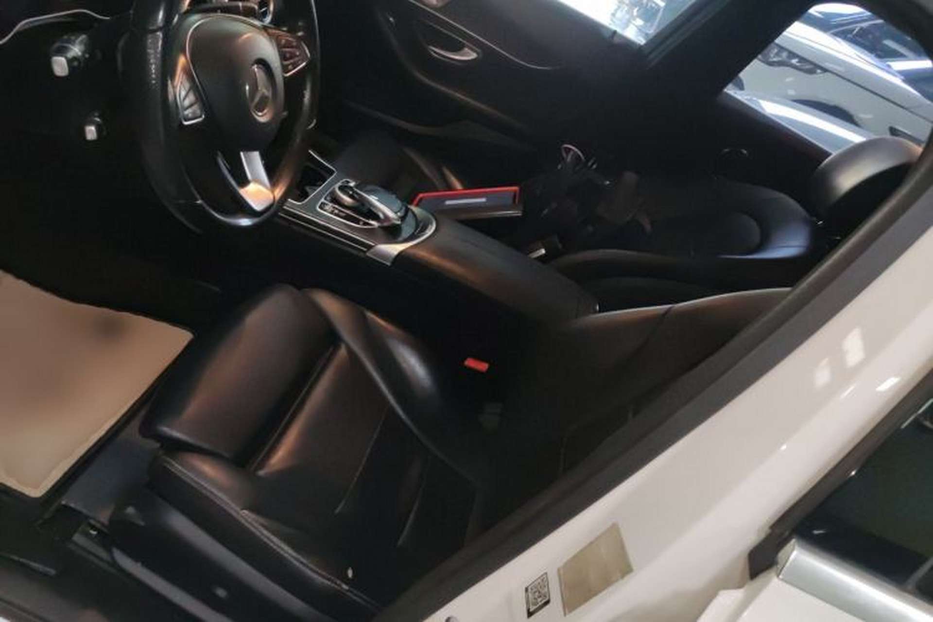 Used Mercedes-Benz C-Class 2015 C 200 station wagon Left Front Seat