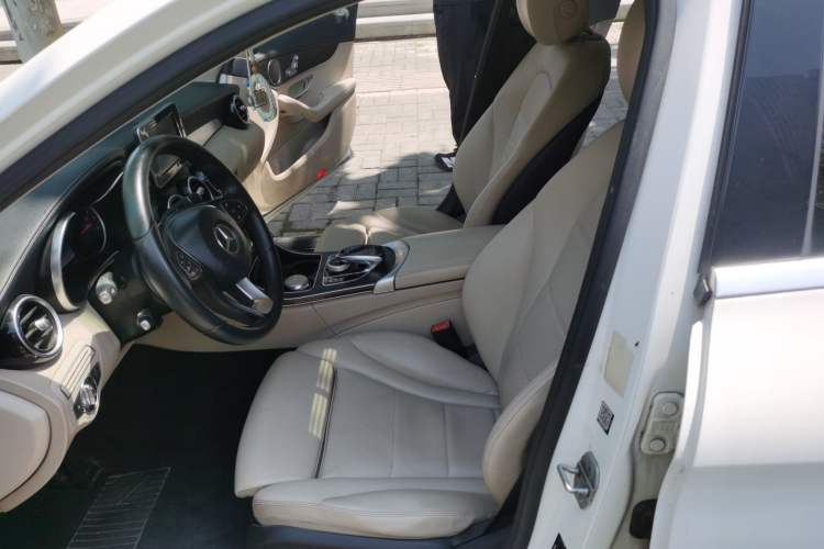 Used Mercedes-Benz C-Class 2015 Restyled C 180 L Sport Edition Left Front Seat