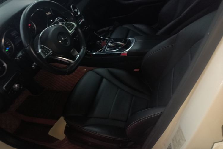 Used Mercedes-Benz C-Class 2015 C 200 Sport Edition Left Front Seat