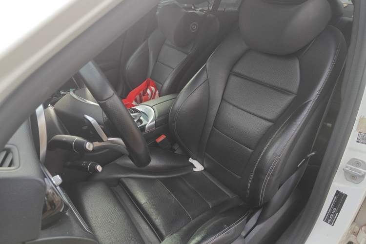 Used Mercedes-Benz C-Class 2015 C 200 Sport Edition Left Front Seat