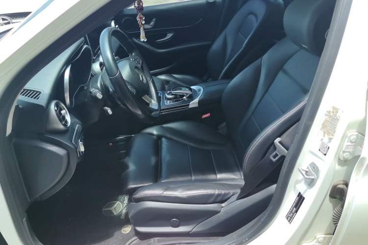 Used Mercedes-Benz C-Class 2015 C 200 station wagon Left Front Seat