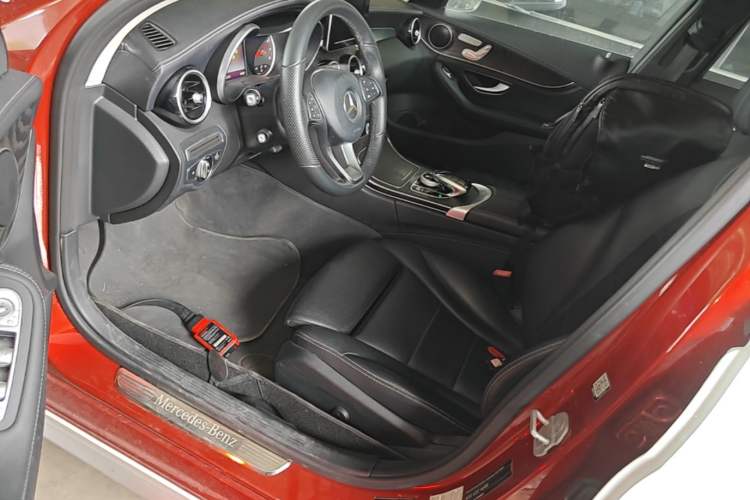 Used Mercedes-Benz C-Class 2015 Revised C 200 L Sport Edition Left Front Seat