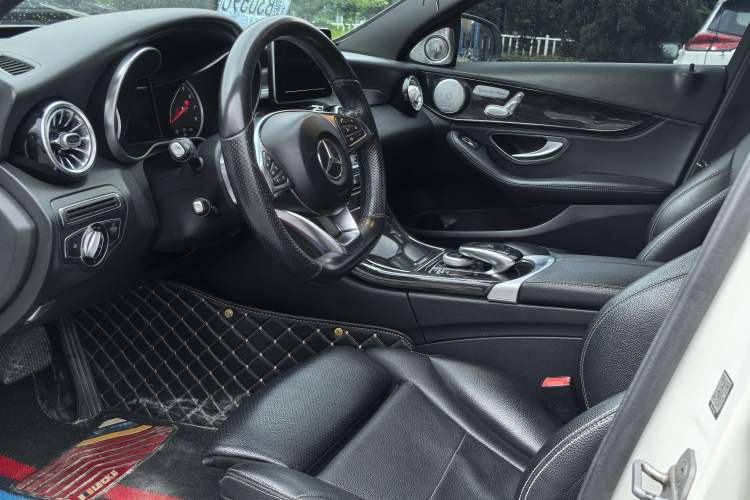 Used Mercedes-Benz C-Class 2015 C 200 Sport Edition Left Front Seat