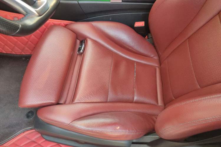 Used Mercedes-Benz C-Class 2015 C 200 Sport Edition 4MATIC Left Front Seat
