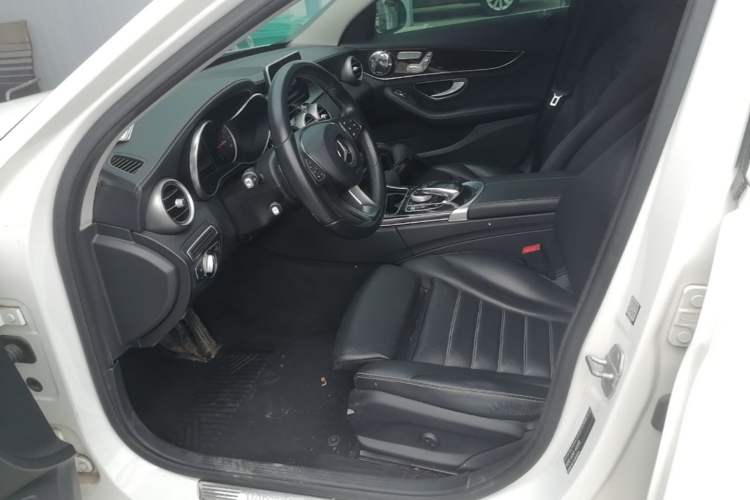 Used Mercedes-Benz C-Class 2015 Facelift C 200 L Left Front Seat