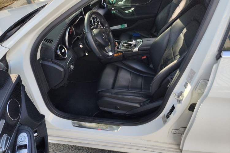 Used Mercedes-Benz C-Class 2015 Revised C 200 L Sport Edition Left Front Seat