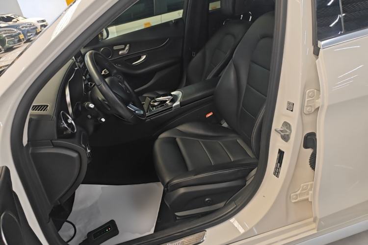 Used Mercedes-Benz C-Class 2015 C 200 L 4MATIC Sport Edition Left Front Seat