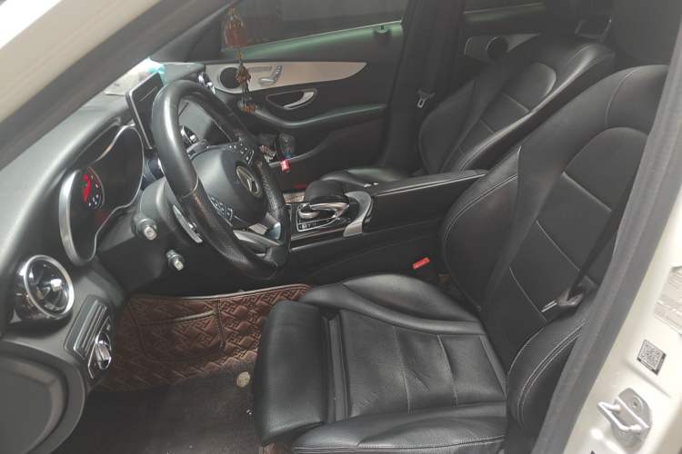 Used Mercedes-Benz C-Class 2015 C 200 Sport Edition 4MATIC Left Front Seat
