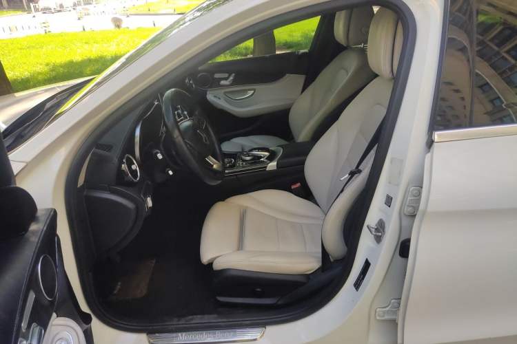 Used Mercedes-Benz C-Class 2015 C 200 L Sport Edition Left Front Seat