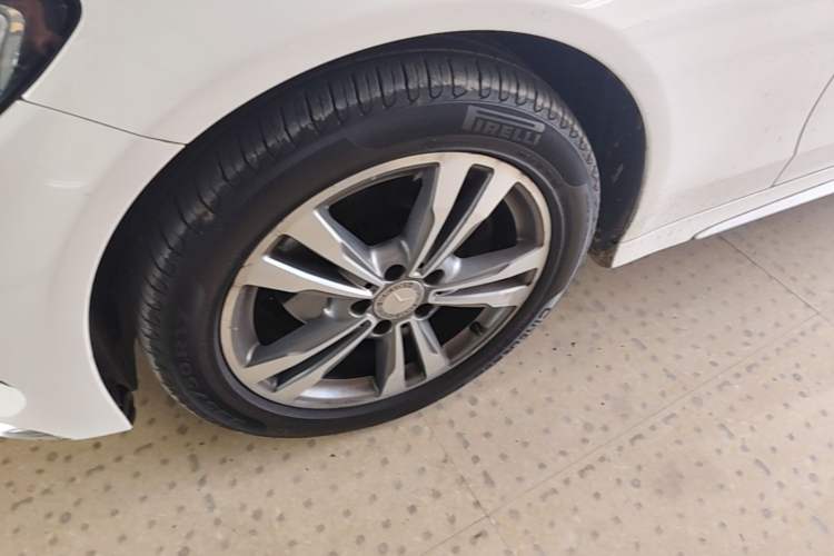 Used Mercedes-Benz C-Class 2015 Revised C 200 L Sport Edition Left Front Wheel Hub