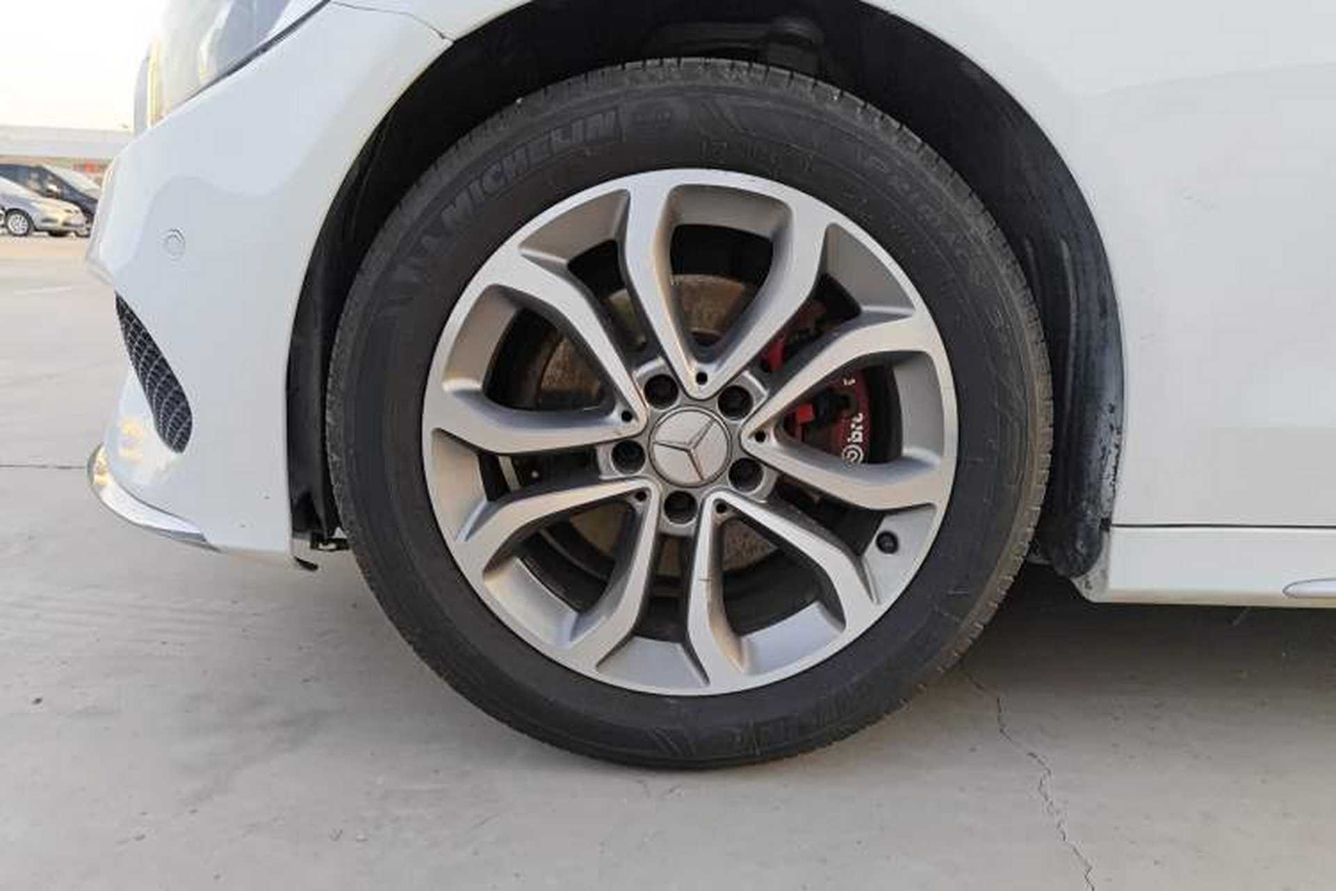 Used Mercedes-Benz C-Class 2015 C 200 L Sport Edition Left Front Wheel Hub