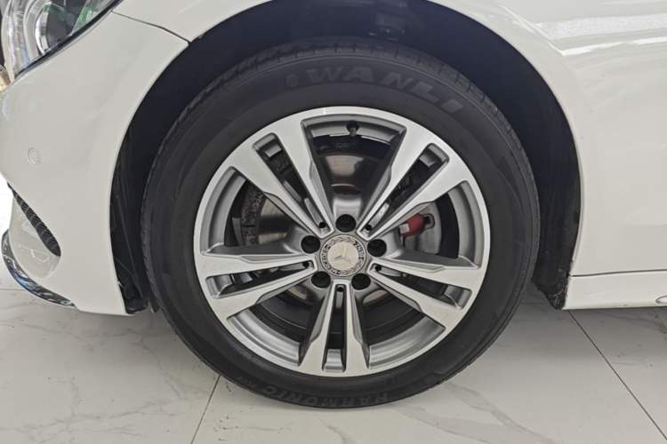 Used Mercedes-Benz C-Class 2015 Revised C 200 L Sport Edition Left Front Wheel Hub